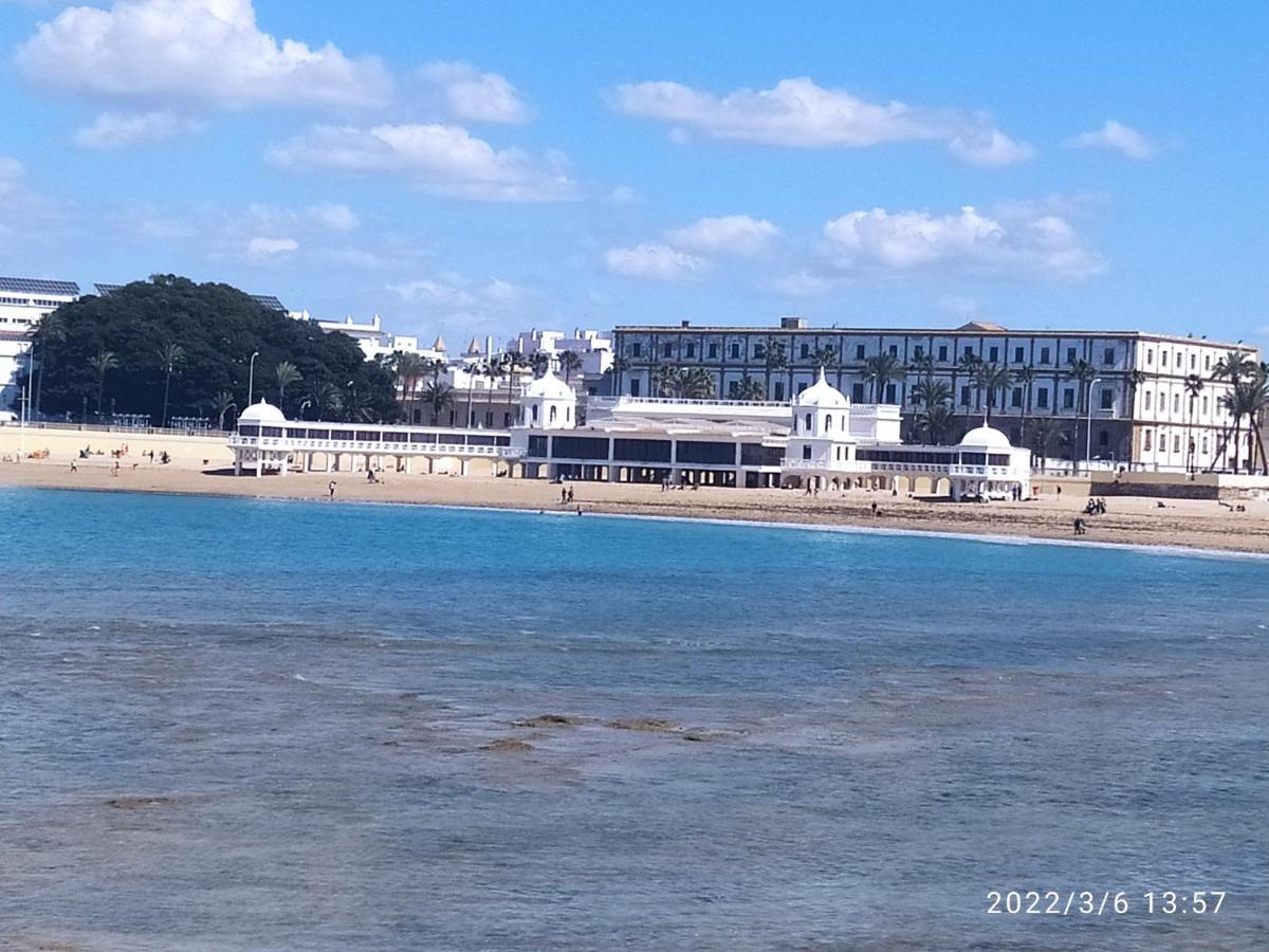 Atico Soleado Apartment กาดิซ ภายนอก รูปภาพ